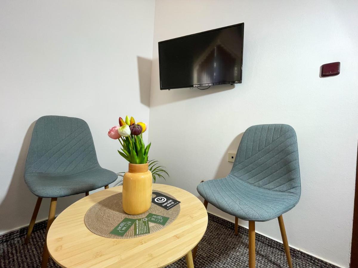Hotel Colchi Uničov Esterno foto