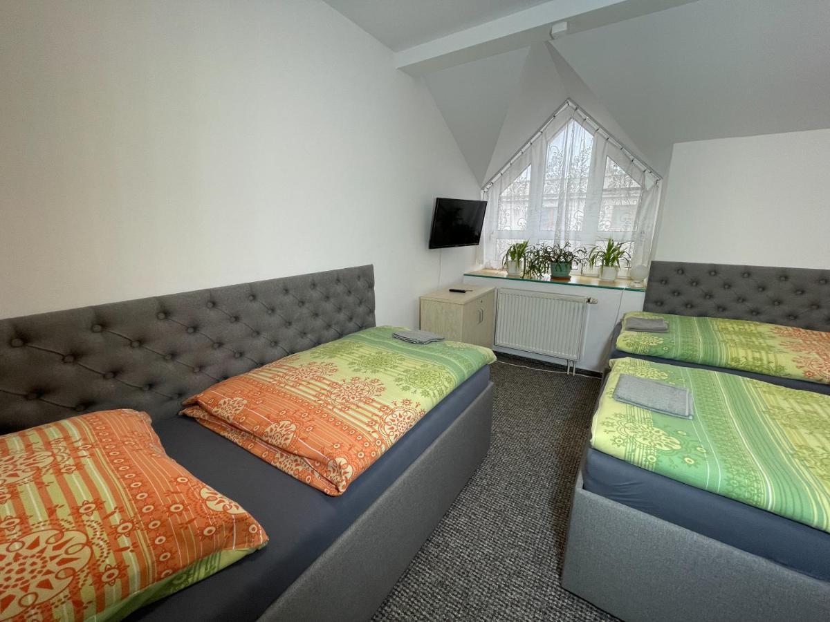 Hotel Colchi Uničov Esterno foto
